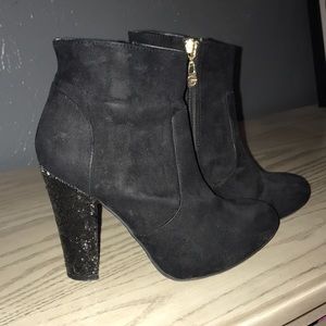 Guess glitter heel booties